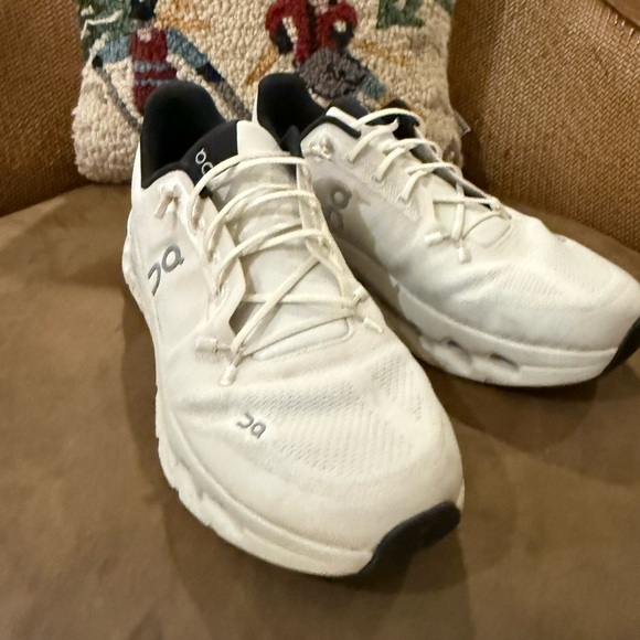 On Running Men's White Cloud Tilt - Picture 1 of 5